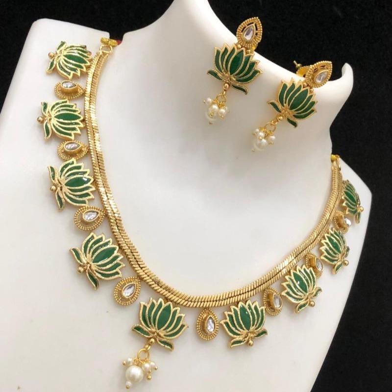 Lotus Necklace set - GREEN